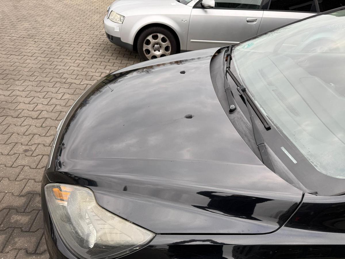 Ford Focus 2 DA3 original Motorhaube Panther Schwarz Metallic Facelift BJ09